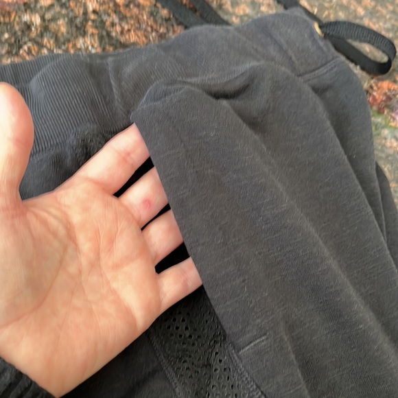 Reebok Mens Black Drawstring Waist Joggers Size Large - Picture 4 of 11